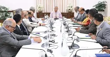 প্রধান উপদেষ্টার কাছে কর কাঠামো পুনর্বিন্যাস কমিটির প্রতিবেদন পেশ