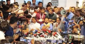 আপনাদের মঞ্চ থেকে এখন ‘জয় বাংলা’ স্লোগান শোনা যাচ্ছে