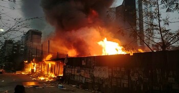 উত্তরায় কাঁচাবাজারে আগুন, নিয়ন্ত্রণে ৫ ইউনিট