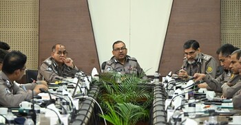 রাজধানীর ভোটকেন্দ্রে সর্বোচ্চ নিরাপত্তার নির্দেশ ডিএমপি কমিশনারের