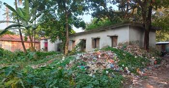 জয়পুরহাটে কৃষি কেন্দ্রগুলো এখন ‘ভুতুড়ে বাড়ি’, সেবা বঞ্চিত কৃষক