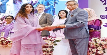 Zaima receives grandmother Khaleda’s award from President