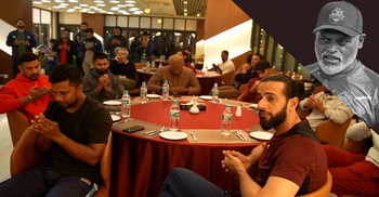 কোচ জাকির জন্য ঢাকা ক্যাপিটালসের দোয়া মাহফিল