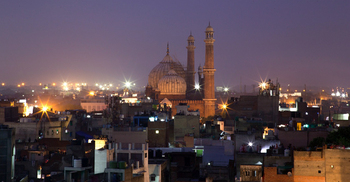 আল্লাহর প্রিয় হওয়ার আমল তাহাজ্জুদ
