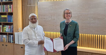 UK envoy meets Jamaat Amir, discusses various issues