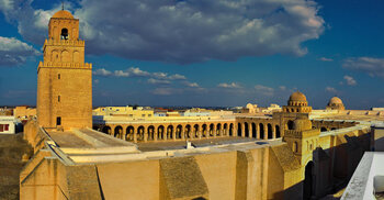 তিউনিশিয়ার প্রাচীন মসজিদ জামে উকবা ইবনে নাফে