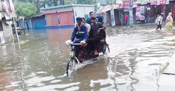 দিনভর বৃষ্টিতে দুর্ভোগ, নিম্নাঞ্চল প্লাবিত