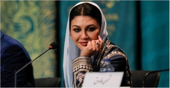 তিন বছর বিদেশ ঘুরে অবশেষে দেশে আসছে জয়ার সিনেমা