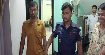 যশোরে বাসচাপায় সাতজনের প্রাণহানি, সেই চালকের আত্মসমর্পণ