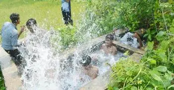 যশোরে ৪১ ডিগ্রি ছাড়িয়েছে তাপমাত্রা