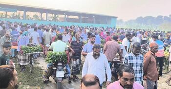 মহাসড়ক থেকে সরলো গদখালী ফুলের বাজার