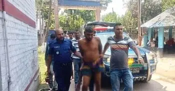 মসজিদের মাইকে ঘোষণা দিয়ে পুলিশের ওপর হামলা, আসামি ছিনতাই