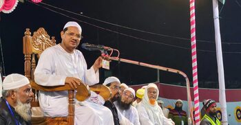 মানুষ ইসলামের পক্ষে ভোট দিতে ব্যাকুল হয়ে আছে: চরমোনাই পীর