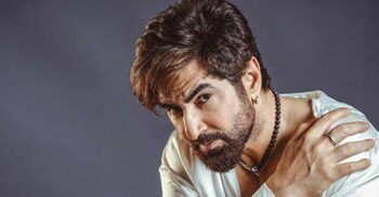 জমকালো আয়োজনে ‘জিৎ ডে’, মধ্যরাতে ভক্তদের ভালোবাসায় সিক্ত ‘বস’