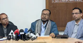 জবি শিক্ষককে হেনস্তা: জড়িতদের ৪৮ ঘণ্টার মধ্যে বহিষ্কার দাবি