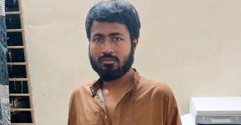 আতর শুকিয়ে মাদরাসাছাত্রকে অপহরণের অভিযোগ, যুবক আটক