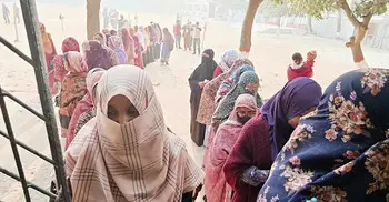 জয়পুরহাটে সাড়ে ৪ ঘণ্টায় ভোট পড়েছে ৩৮ শতাংশ