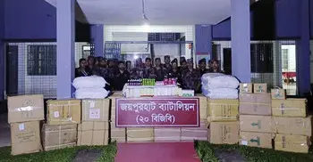 কুরিয়ার সার্ভিসের গোডাউনে বিপুল পরিমাণ যৌন উত্তেজক সিরাপ
