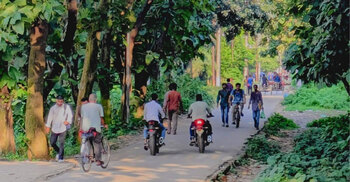 জাবির সড়ক সংস্কারে বরাদ্দ ২৫ কোটি, কাজ শুরু হয়নি ৭ বছরেও