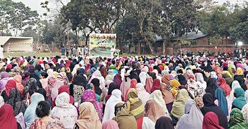 এবার নারী শিক্ষার্থীদের জন্য ইফতারের আয়োজন জাবি শিবিরের