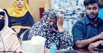 কাঁদলেন কাঁদালেন জুলাই শহীদের মায়েরা