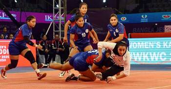 বিশ্বকাপের সেমিফাইনালে বাংলাদেশের মেয়েরা