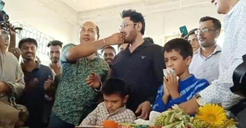 রোজা রেখে ভুলে কেক খেলেন অনন্ত জলিল!