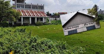 অফিস-কমিটি-মাঠ সবই আছে, শুধু নেই খেলা!
