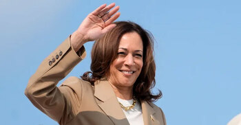 Kamala Harris campaign raises $200m in a week
