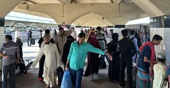 ঈদের ছুটি কাটিয়ে ঢাকায় ফিরছেন কর্মজীবীরা