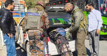 দিল্লিতে বিস্ফোরণের পর কাশ্মীরে ব্যাপক ধরপাকড়, আটক কয়েকশ