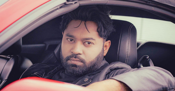 ফিরছেন নায়ক কাজী মারুফ