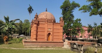 ৪১৮ বছর আগের ঘাঘড়া খাঁনবাড়ি জামে মসজিদ