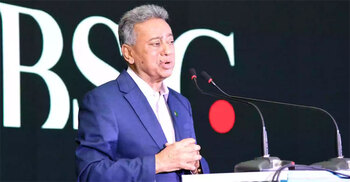 Khosru pushes for covering one from each family under pension scheme