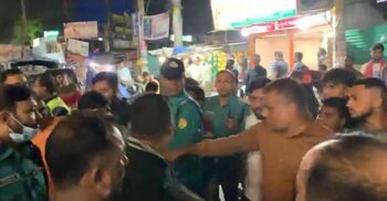 খুলনায় আওয়ামী লীগের মিছিলের চেষ্টা, জনগণের ধাওয়া