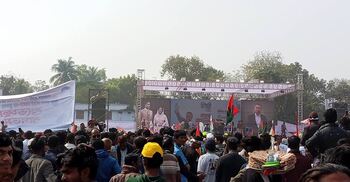 তারেক রহমানকে বরণে প্রস্তুত মঞ্চ, অপেক্ষায় নেতাকর্মীরা