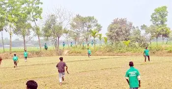 খাল খনন কর্মসূচি ঘিরে বিএনপির দুই পক্ষের ধাওয়া-পাল্টাধাওয়া