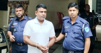 বিমানবন্দরে আওয়ামী লীগ নেতা গ্রেফতার