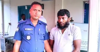 বাসে ইভটিজিং করায় যুবকের ৫ দিনের কারাদণ্ড