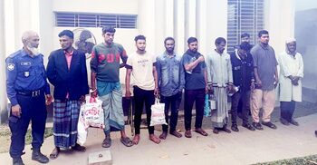 কিশোরগঞ্জে যৌথবাহিনীর অভিযানে গ্রেফতার ৯