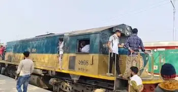 সাড়ে ৯ ঘণ্টা পর ঢাকা-সিলেট-চট্টগ্রাম এক লাইনে ট্রেন চলাচল শুরু