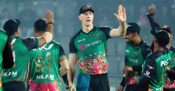 ঢাকার অধিনায়ক তাসকিন, টস জিতে ফিল্ডিংয়ে সিলেট