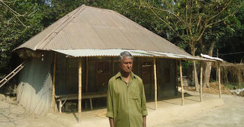 পাখিবন্ধু আকাশ কলি দাস পেলেন বঙ্গবন্ধু অ্যাওয়ার্ড