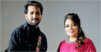 হাসিনের আয়োজনে কনা গাইলেন ‘নীরবে’