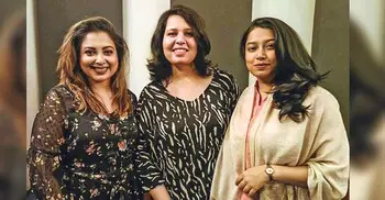 নারীর কি নিজের ঘর আছে, সেই প্রশ্ন নিয়ে গাইলেন তিন নারী