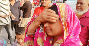 ঢাকায় কয়েক মিনিটে তিনটি ককটেল বিস্ফোরণ, নারী আহত