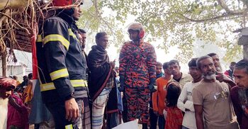 গাছের সঙ্গে মোটরসাইকেলের ধাক্কা, যুবক নিহত