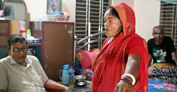 ডাকাতি করতে না পেরে দুই লাখ টাকা চাঁদা দাবি