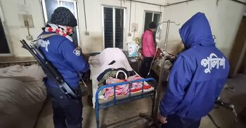 মাদক কারবারিদের হামলায় মাথা ফাটলো পুলিশ কনস্টেবলের