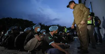 মালয়েশিয়ায় ৭৯ বাংলাদেশি শ্রমিক আটক